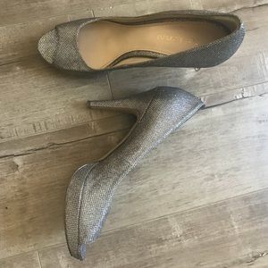 Gold Enzo Anciolini Peekaboo Heel